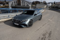 Mercedes-Benz-E220d-4Matic-14