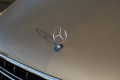 Mercedes-Benz-V300d-4Matic-9