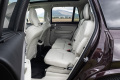 Volvo-XC90-T8-Ultra-Dark-Mulberry-red-16