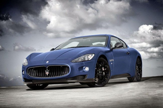 09-Maserati Gran Turismo