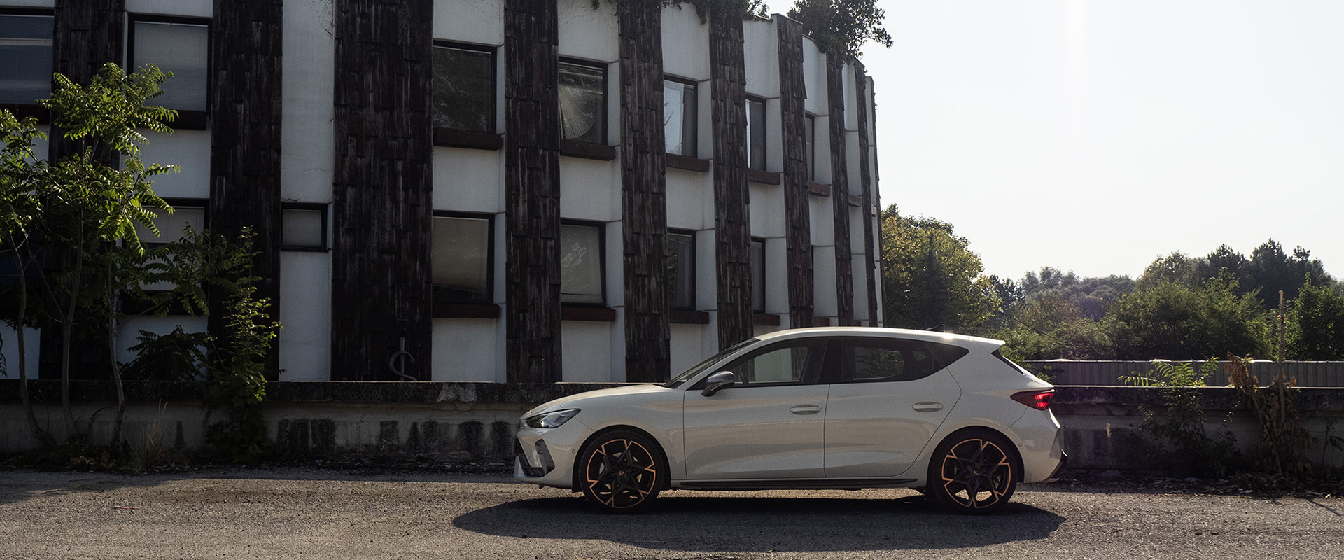 Cupra Leon facelift 2024 eTSI hatchback