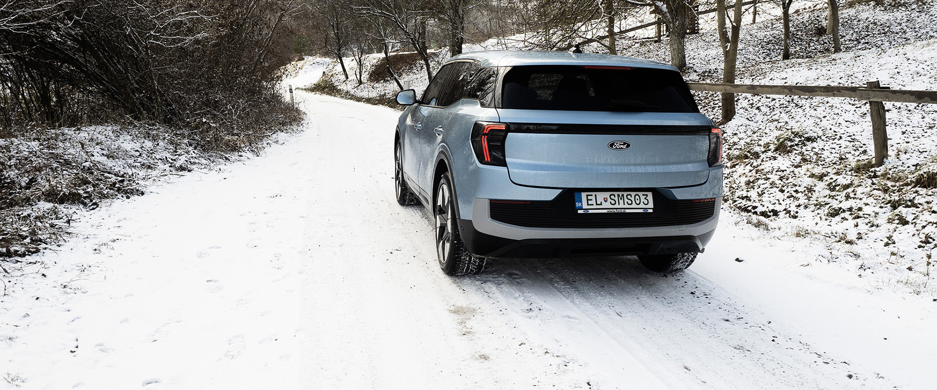 Ford Explorer EV AWD Premium Arctic Blue