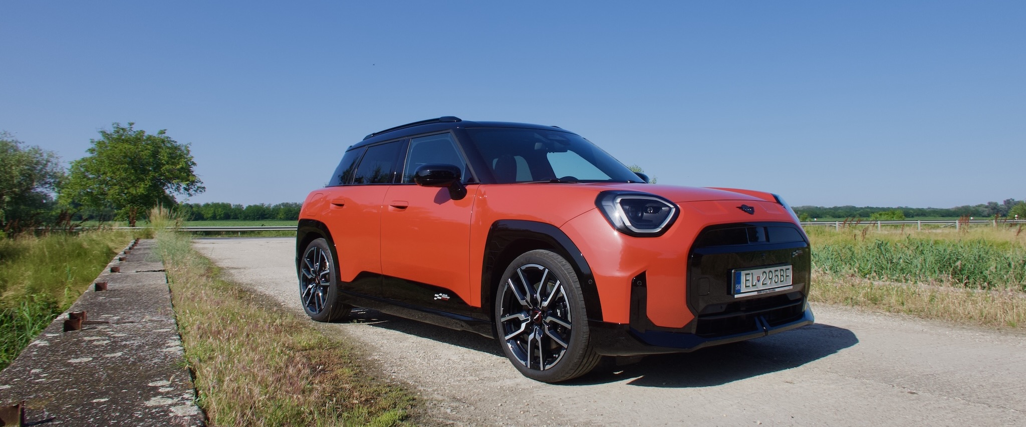 Test Mini Aceman SE: Praktickejší Cooper - AutoGrip
