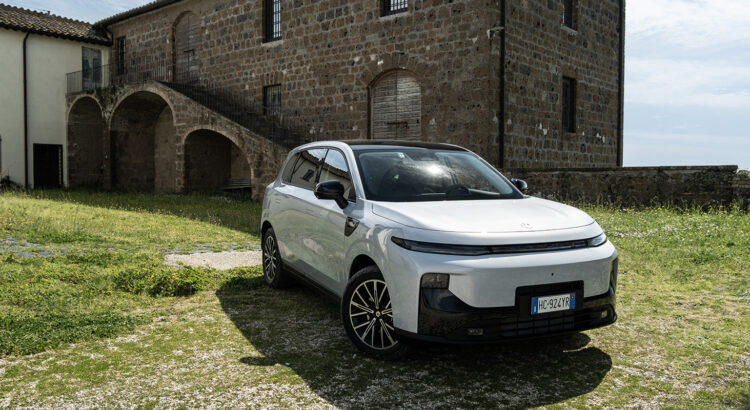 Leapmotor B10 Hybrid EV