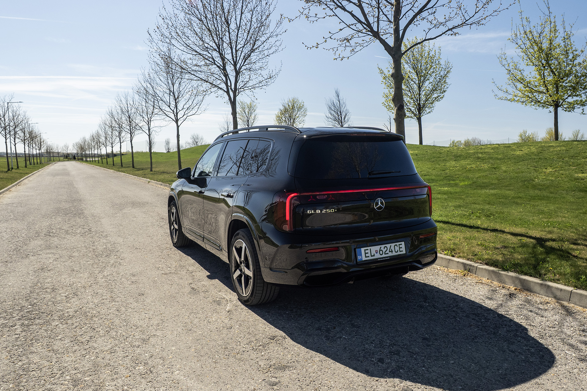 Mercedes-Benz GLB250+ Electric