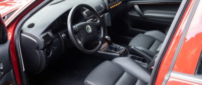 Riaditeľské auto Tour de France, Škoda Superb 1