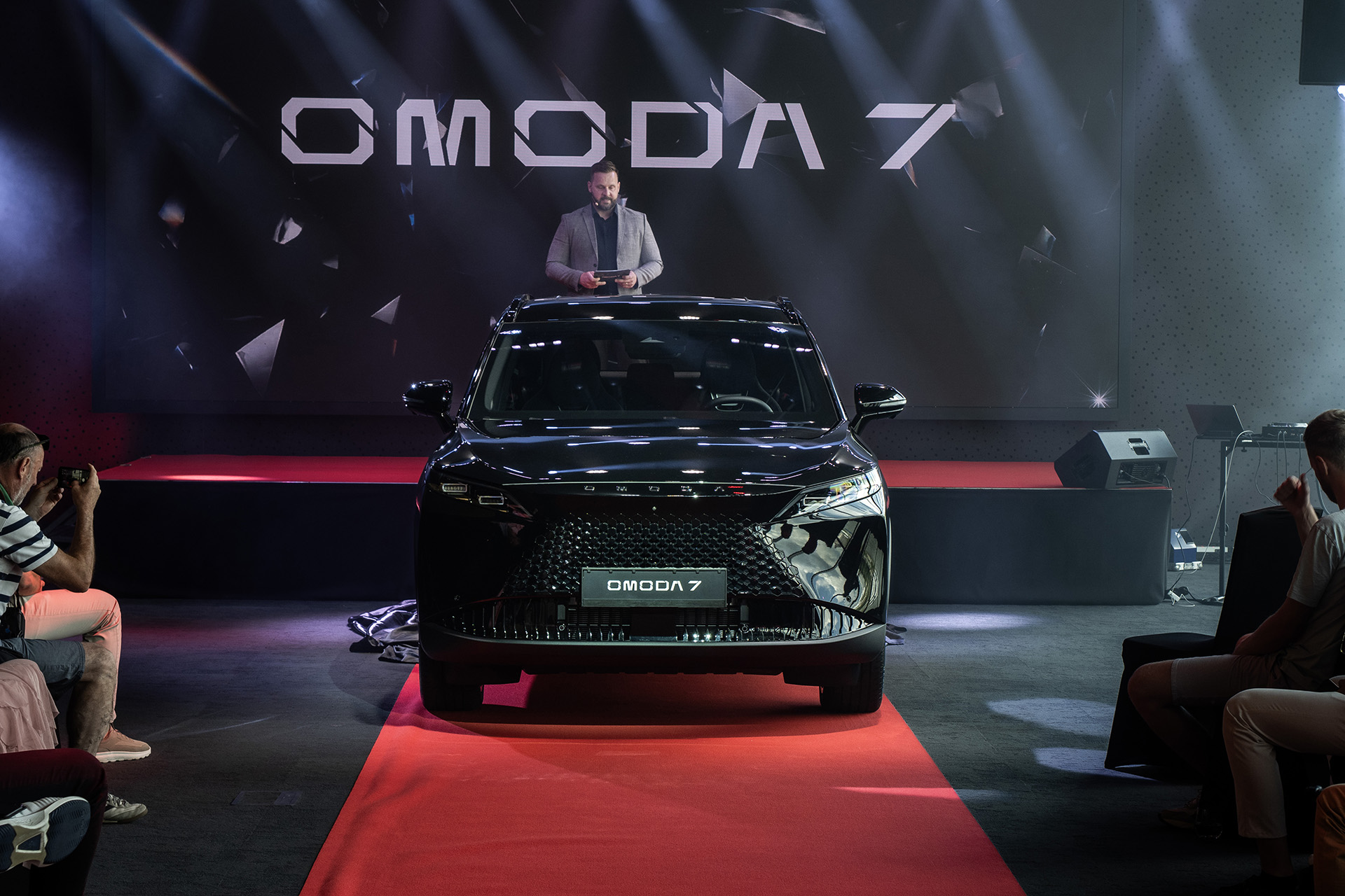 Omoda 7