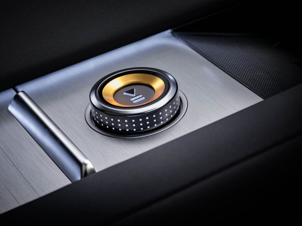 Polestar 4 SUV