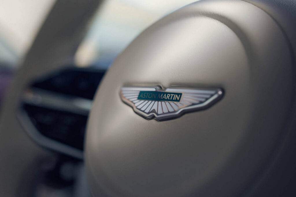 Aston Martin DBX GT